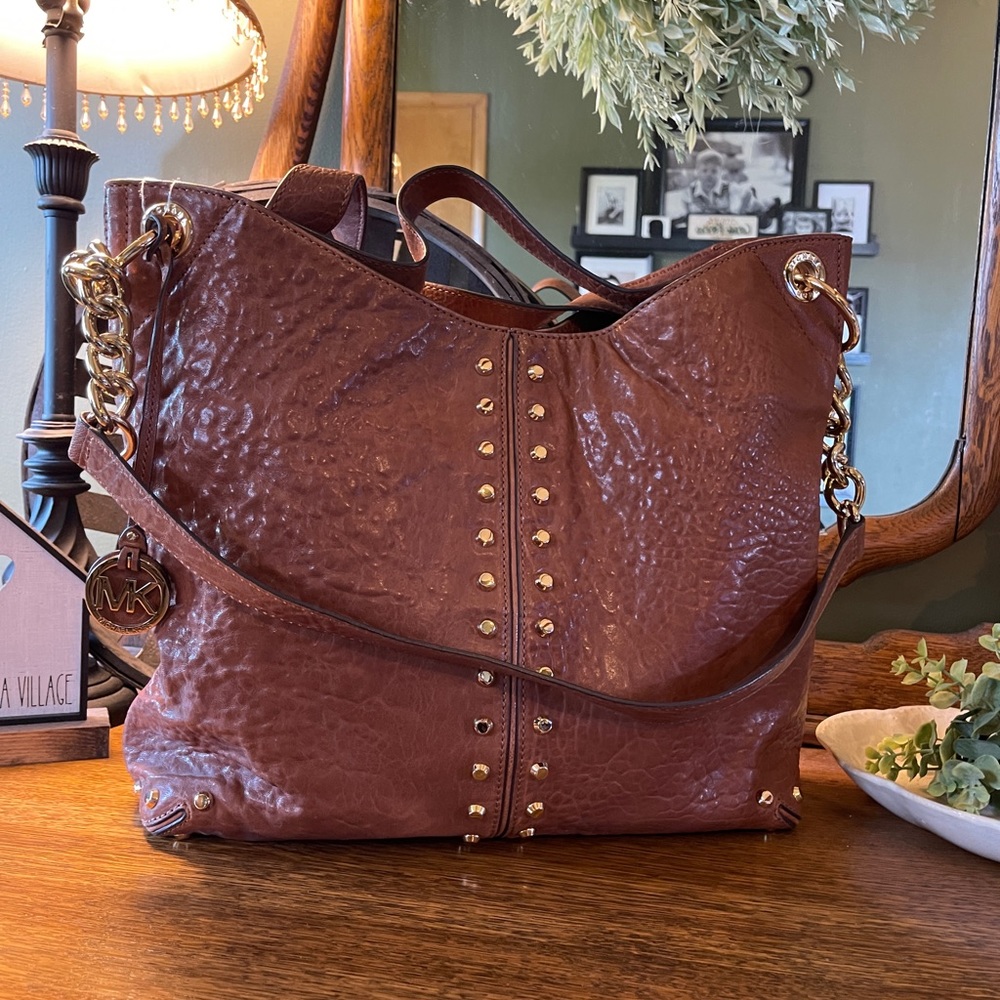 Michael Kors Uptown Astor Large Shoulder Tote Leather Walnut Brown